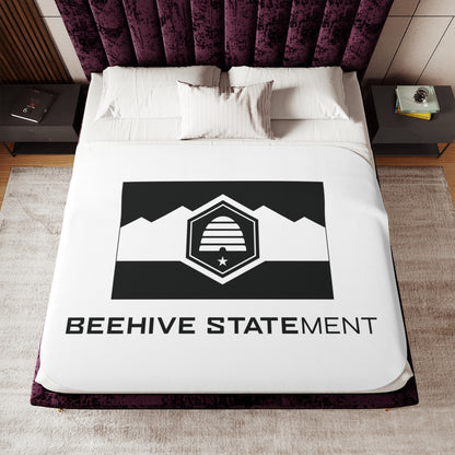Beehive Statement White Sherpa Blanket
